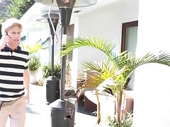 Молодой парень застал двух красивых лесбиянок за горячим делом